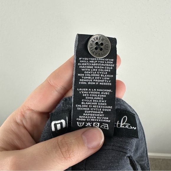 Travis Mathew Dark Gray Black Flat Front Shorts Size 36 - Picture 7 of 7